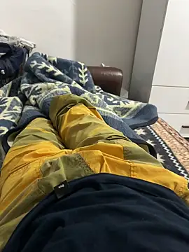 Hernann19 online show from December 19, 2025, 8:44 pm