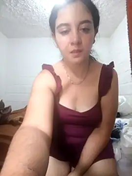 Snapshot of Camila-Valverde chatting on February 2, 2026, 7:02 pm Camila-Valverde online show from February 2, 2026, 7:02 pm