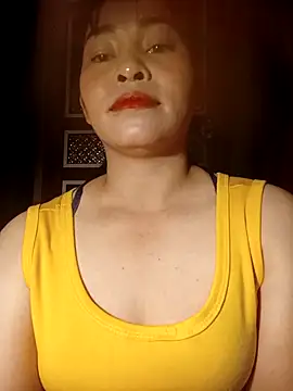 Bamboo-niee123 online show from October 29, 2025, 3:33 pm