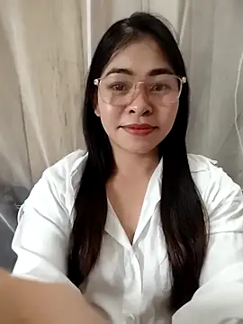 Snapshot of Bamboo-niee123 chatting on February 28, 2026, 6:46 am Bamboo-niee123 online show from February 28, 2026, 6:46 am