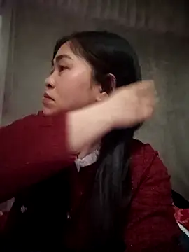 Snapshot of Bamboo-niee123 chatting on February 9, 2026, 2:37 pm Bamboo-niee123 online show from February 9, 2026, 2:37 pm