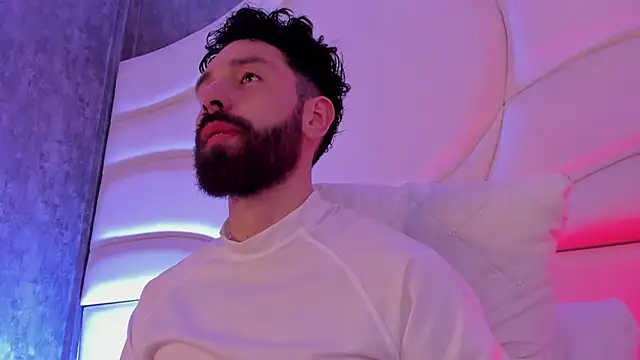 jackfoden01 online show from December 1, 2025, 11:55 am