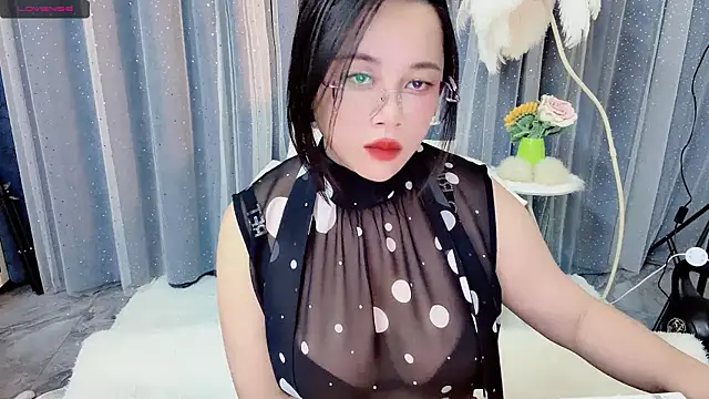 Snapshot of May-899 chatting on December 17, 2025, 1:38 pm May-899 online show from December 17, 2025, 1:38 pm