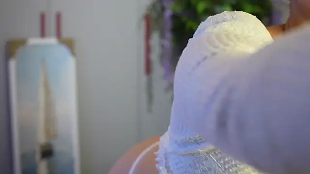 Snapshot of Cleose chatting on November 28, 2025, 6:24 am Cleose online show from November 28, 2025, 6:24 am