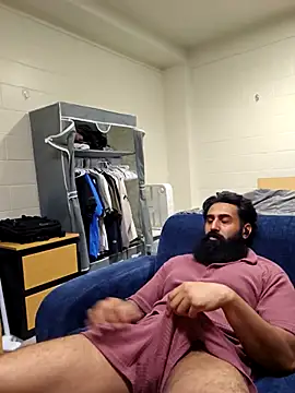 panjabijatt94 online show from October 29, 2025, 2:21 am