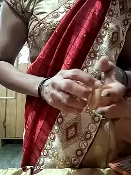 Snapshot of Cute_Sanaaya chatting on November 17, 2025, 7:56 am Cute Sanaaya online show from November 17, 2025, 7:56 am