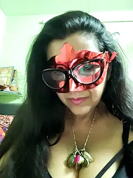 Snapshot of LOVE__RANI chatting on January 17, 2026, 10:19 am LOVE RANI online show from January 17, 2026, 10:19 am