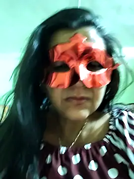 Snapshot of LOVE__RANI chatting on February 20, 2026, 11:06 pm LOVE RANI online show from February 20, 2026, 11:06 pm