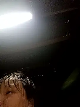 yoyo-mi online show from January 11, 2026, 2:51 am