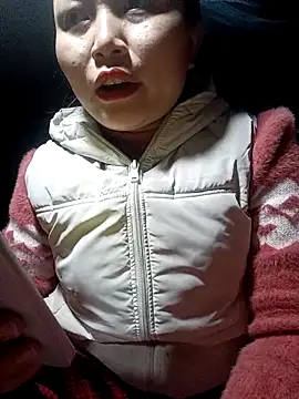 Snapshot of yoyo-mi chatting on December 16, 2025, 3:00 am yoyo-mi online show from December 16, 2025, 3:00 am