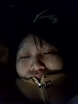 yoyo-mi online show from January 14, 2026, 9:51 pm