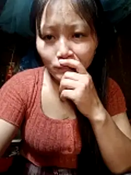 Snapshot of yoyo-mi chatting on November 7, 2025, 4:39 am yoyo-mi online show from November 7, 2025, 4:39 am