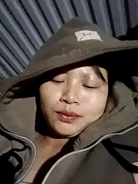 Snapshot of yoyo-mi chatting on November 1, 2025, 9:30 pm yoyo-mi online show from November 1, 2025, 9:30 pm