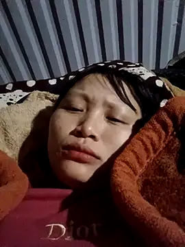 Snapshot of yoyo-mi chatting on November 4, 2025, 8:23 pm yoyo-mi online show from November 4, 2025, 8:23 pm