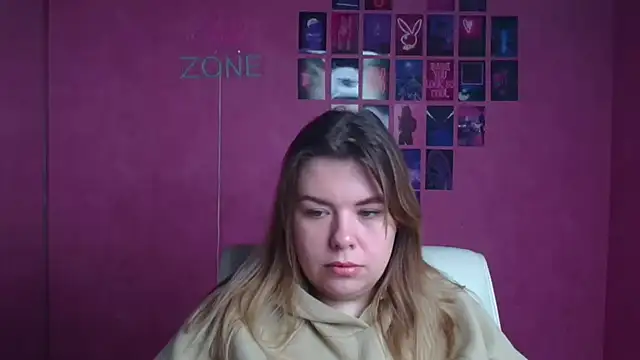 SusannaNight online show from November 22, 2025, 6:12 am