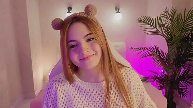 Snapshot of Daniela_Saules chatting on November 19, 2025, 9:09 am Daniela Saules online show from November 19, 2025, 9:09 am