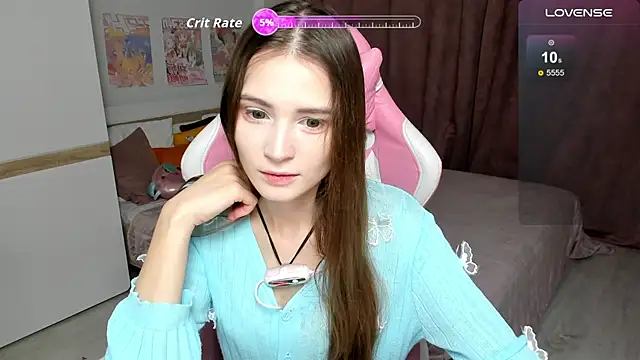 Hana Flo  online show from November 28, 2025, 2:28 pm