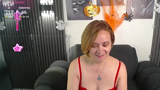 Sophia Lane  online show from October 30, 2025, 12:58 pm