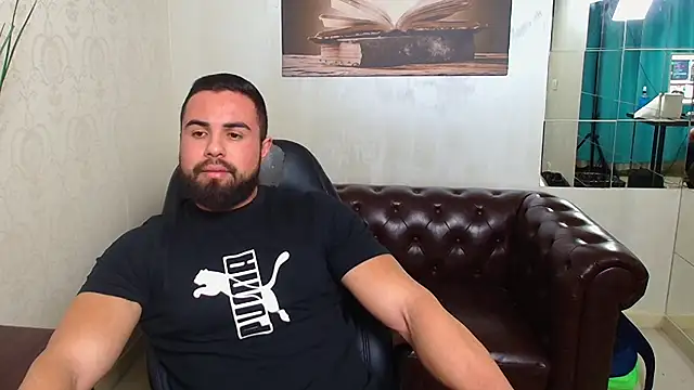 Snapshot of HayesWood chatting on December 16, 2025, 5:44 am HayesWood online show from December 16, 2025, 5:44 am