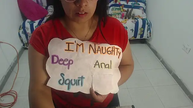 Snapshot of Alanafire chatting on November 15, 2025, 12:31 pm Alanafire online show from November 15, 2025, 12:31 pm