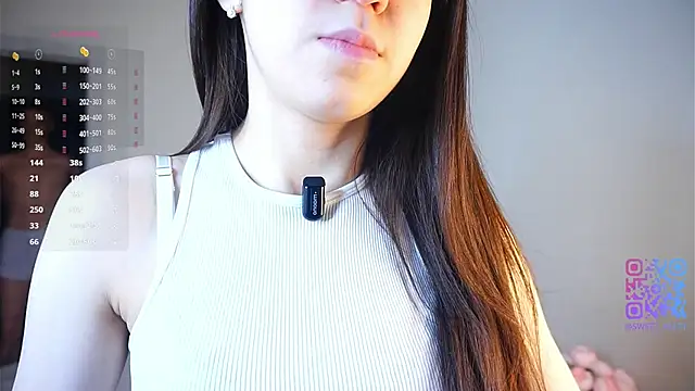 KiraAbling online show from November 9, 2025, 3:32 am