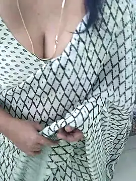 tamil chitra12 online show from December 17, 2025, 4:06 am