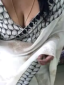 tamil chitra12 online show from December 5, 2025, 5:50 am