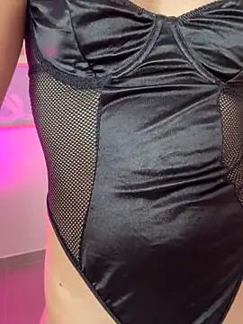 Snapshot of milena_kiitty chatting on December 1, 2025, 2:07 pm milena kiitty online show from December 1, 2025, 2:07 pm