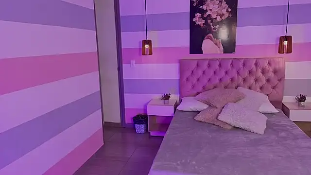 samantaortega   online show from November 20, 2025, 12:28 pm