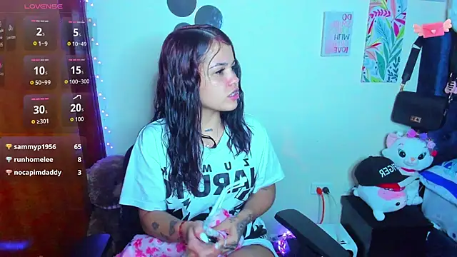 Emma boo online show from November 14, 2025, 4:27 am