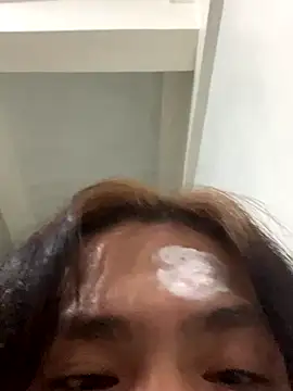 EXOTICGEORGINA online show from November 9, 2025, 9:35 am