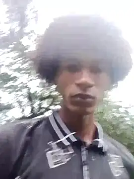 Snapshot of skinniyGabriel chatting on November 1, 2025, 6:46 pm skinniyGabriel online show from November 1, 2025, 6:46 pm