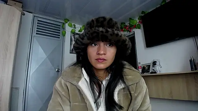 Samara Homescapes online show from December 17, 2025, 2:16 am