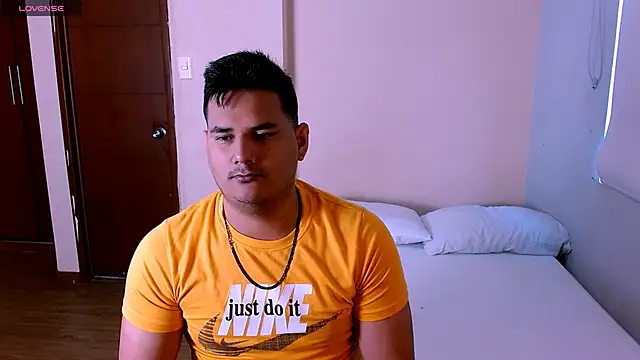 Snapshot of KingMoreno1 chatting on October 30, 2025, 12:58 pm KingMoreno1 online show from October 30, 2025, 12:58 pm