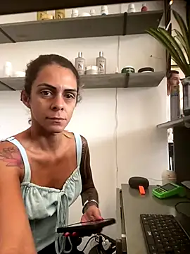 sabrinaneves online show from December 17, 2025, 4:01 pm