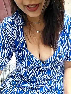 Snapshot of Naughty-Nancy chatting on July 18, 2026, 3:20 pm Naughty-Nancy online show from July 18, 2026, 3:20 pm