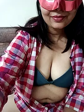 Snapshot of Naughty-Nancy chatting on April 12, 2026, 2:48 am Naughty-Nancy online show from April 12, 2026, 2:48 am