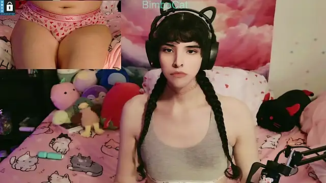 Snapshot of BimboCat chatting on October 31, 2025, 12:18 am BimboCat online show from October 31, 2025, 12:18 am