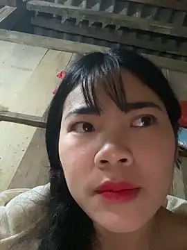 Snapshot of Nul-chal chatting on December 17, 2025, 4:34 pm Nul-chal online show from December 17, 2025, 4:34 pm