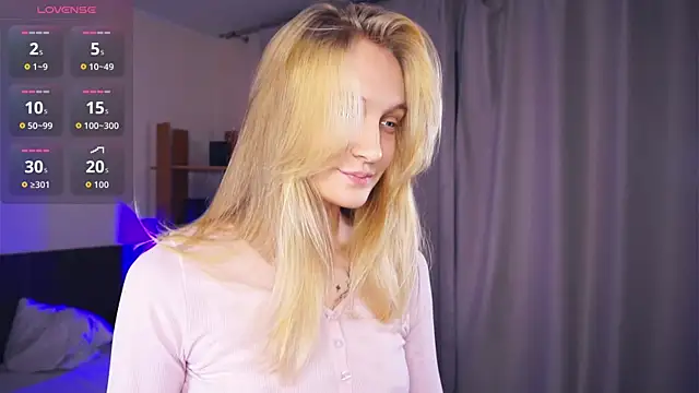 Snapshot of DierdreJacobsohn chatting on November 4, 2025, 6:06 am DierdreJacobsohn online show from November 4, 2025, 6:06 am