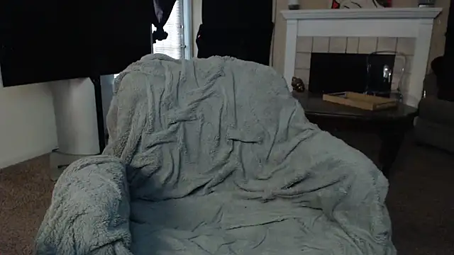 Snapshot of Skyl31 chatting on November 29, 2025, 10:32 pm Skyl31 online show from November 29, 2025, 10:32 pm