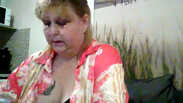 Sylviastar46 online show from March 14, 2026, 10:27 pm