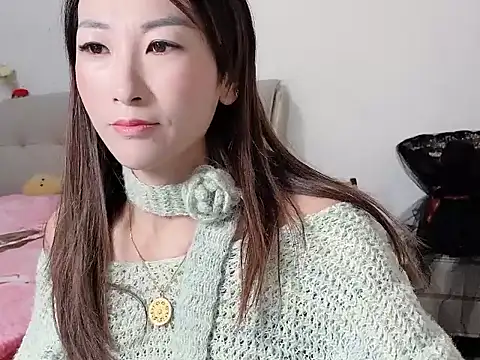 Snapshot of Doris-658 chatting on November 18, 2025, 1:32 am Doris-658 online show from November 18, 2025, 1:32 am