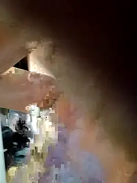 Karebearz1 online show from November 14, 2025, 10:41 am