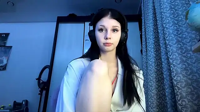 Snapshot of AnGallo chatting on December 19, 2025, 8:22 pm AnGallo online show from December 19, 2025, 8:22 pm