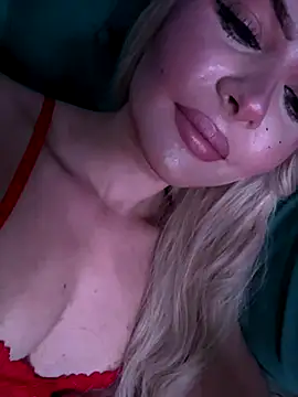 Anastasia-Ro online show from November 14, 2025, 8:01 pm