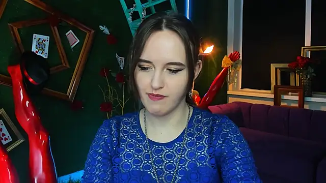 IreneBailey online show from December 15, 2025, 1:17 pm