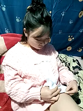 julybe online show from November 22, 2025, 1:54 pm