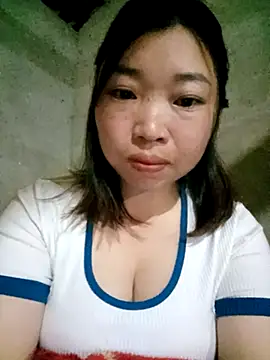 julybe online show from March 29, 2026, 2:41 pm