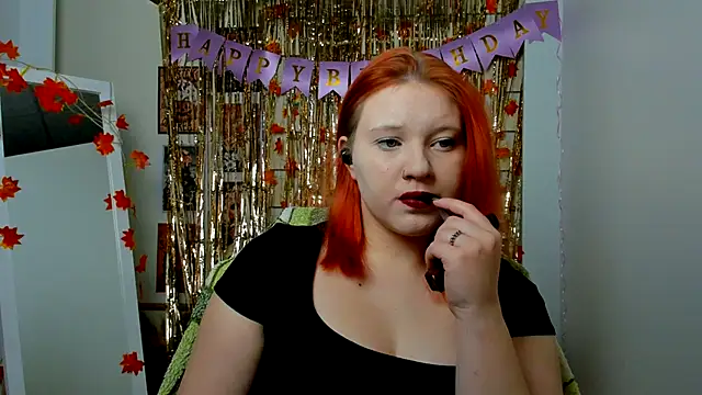 Snapshot of FoxPlayXX chatting on November 11, 2025, 9:31 pm FoxPlayXX online show from November 11, 2025, 9:31 pm